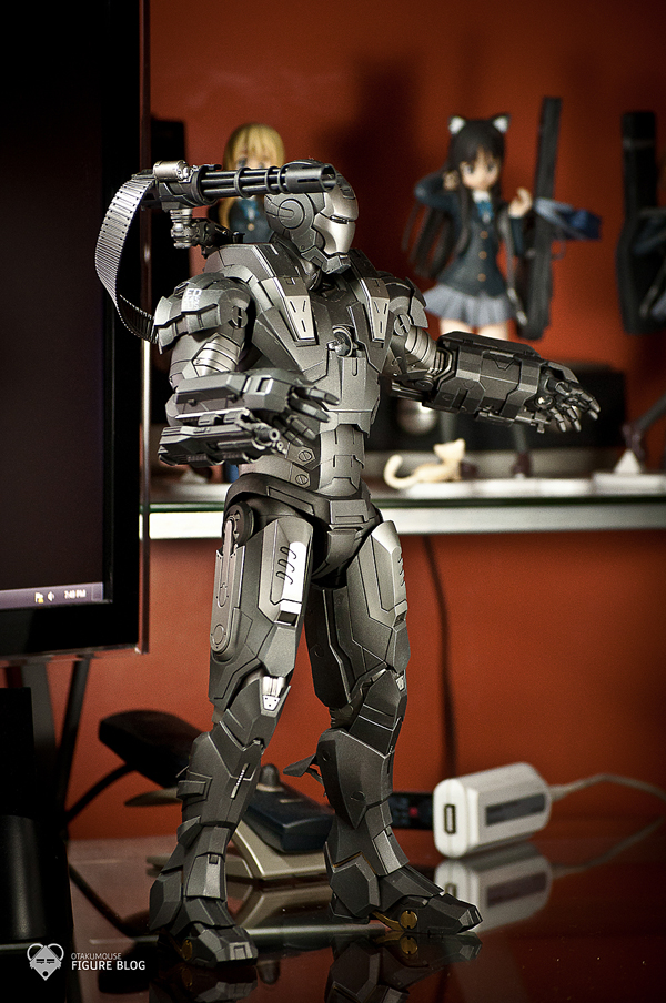 Hot Toys: Warmachine (5)