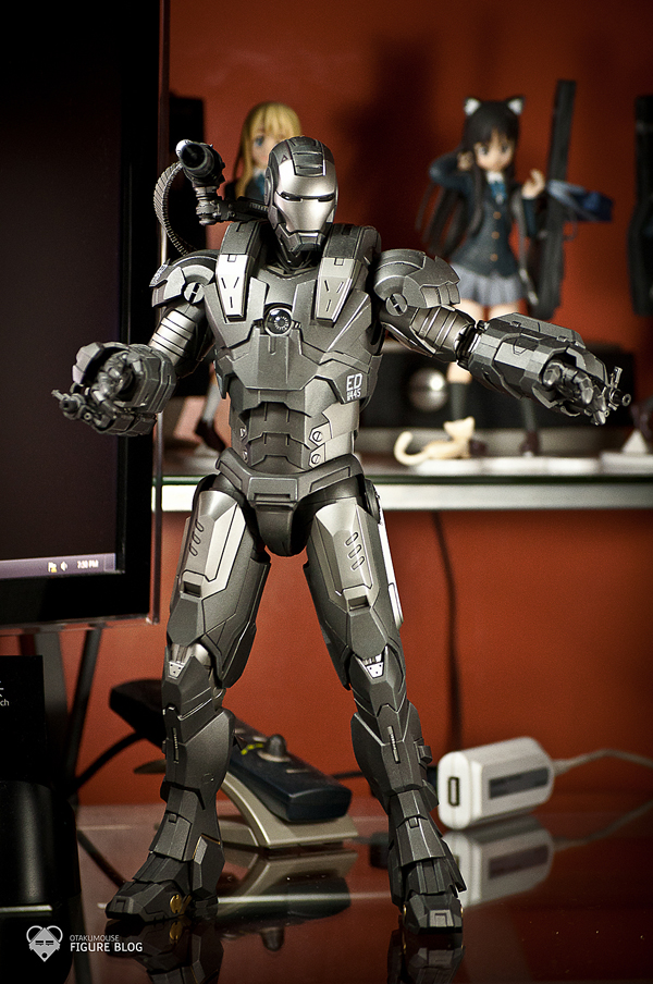 Review | Hot Toys: Warmachine 6 Hot Toys: Warmachine (6)