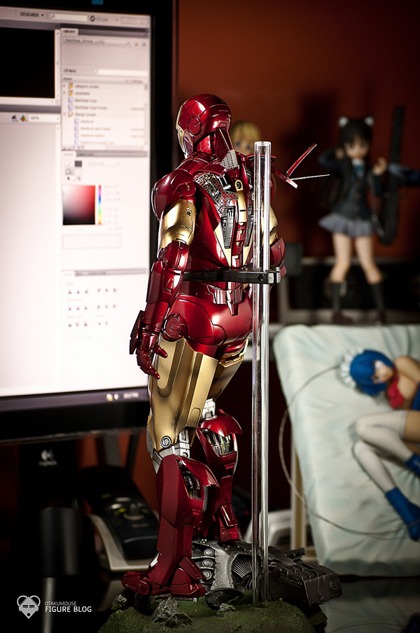 Hot Toys: Ironman Mark VI (6)