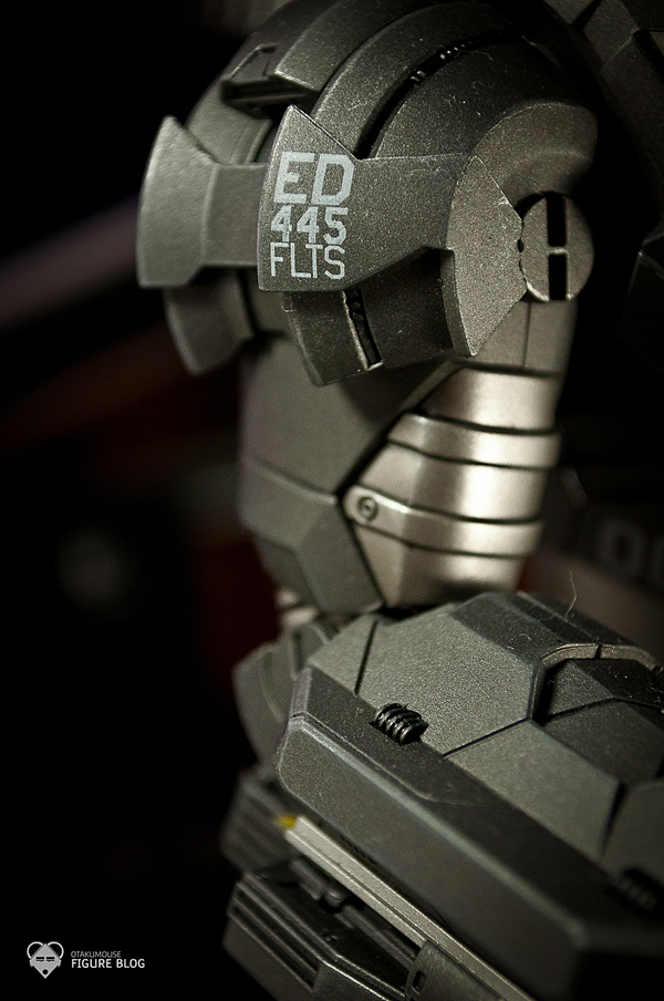 Review | Hot Toys: Warmachine 25 Hot Toys: Warmachine (25)