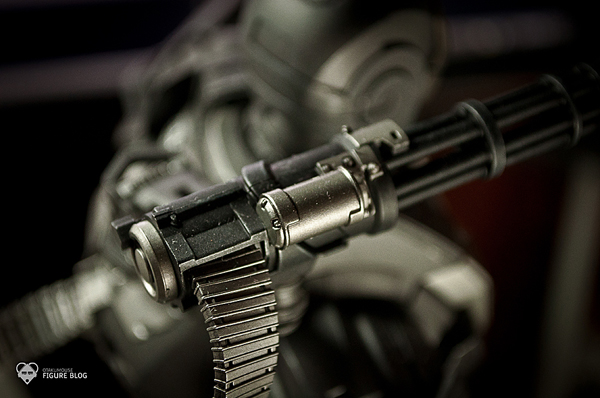 Hot Toys: Warmachine (29)