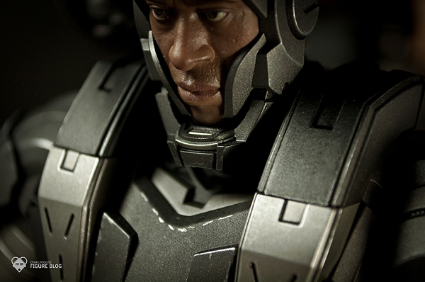 Hot Toys: Warmachine (40)