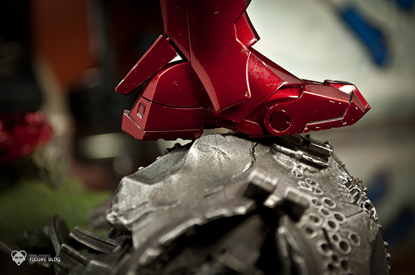 Hot Toys: Ironman Mark VI (31)