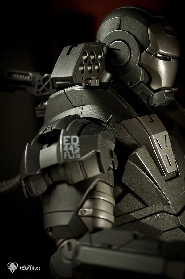 Hot Toys: Warmachine (45)