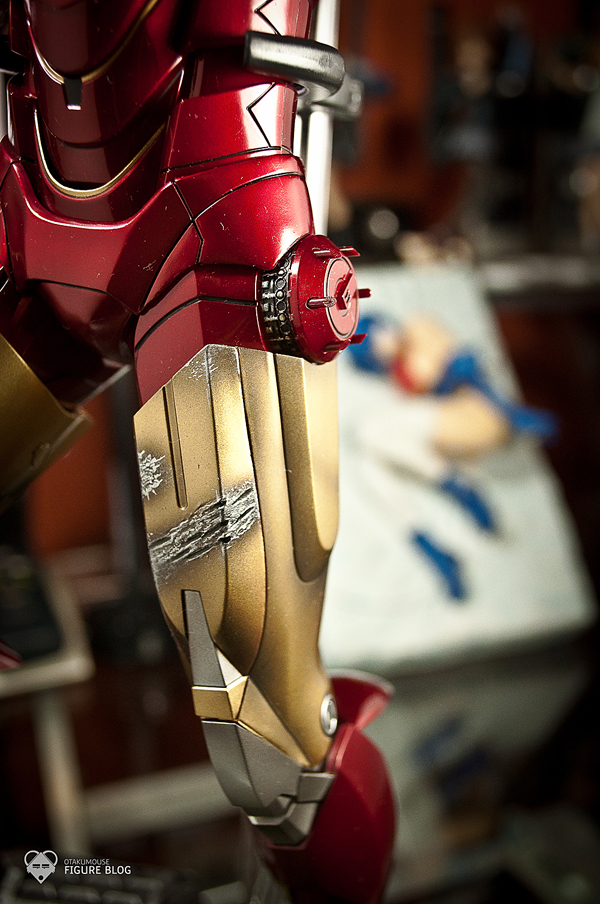 Hot Toys: Ironman Mark VI (37)