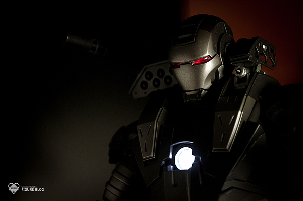 Hot Toys: Warmachine (50)