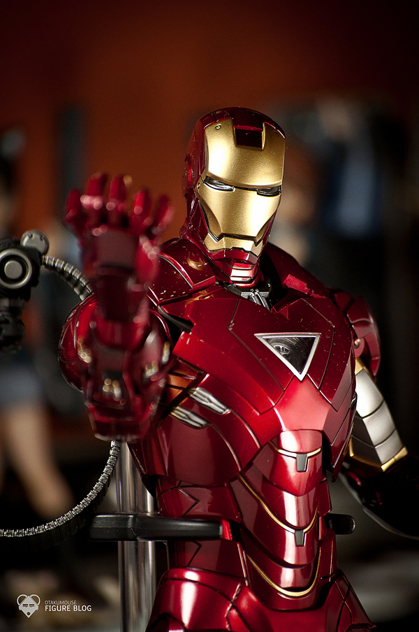 Hot Toys: Ironman Mark VI (64)