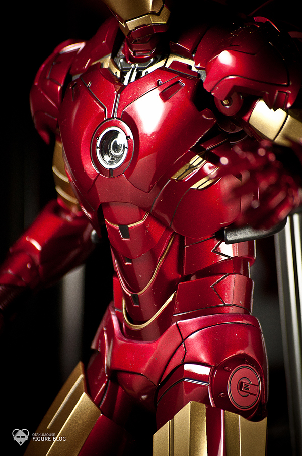 Review | Hot Toys: Ironman Mark IV 9 Hot Toys: Ironman Mark IV (9)