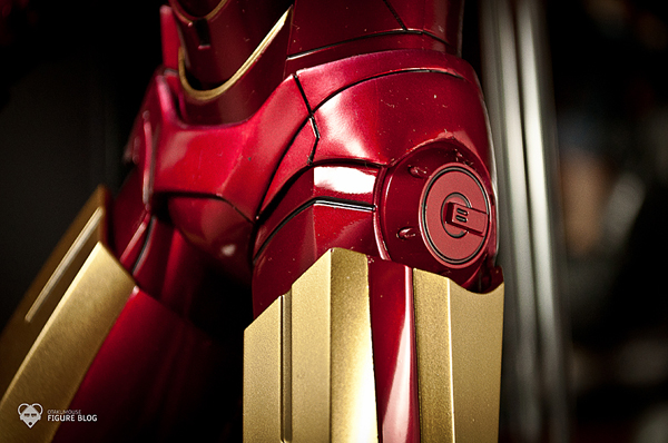 Review | Hot Toys: Ironman Mark IV 17 Hot Toys: Ironman Mark IV (17)