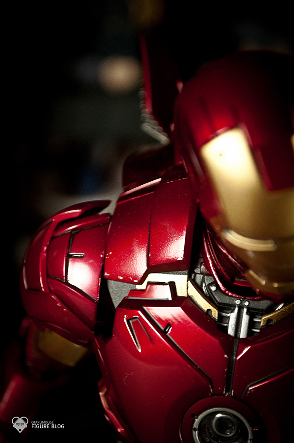 Review | Hot Toys: Ironman Mark IV 20 Hot Toys: Ironman Mark IV (20)