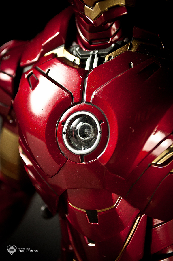 Review | Hot Toys: Ironman Mark IV 21 Hot Toys: Ironman Mark IV (21)