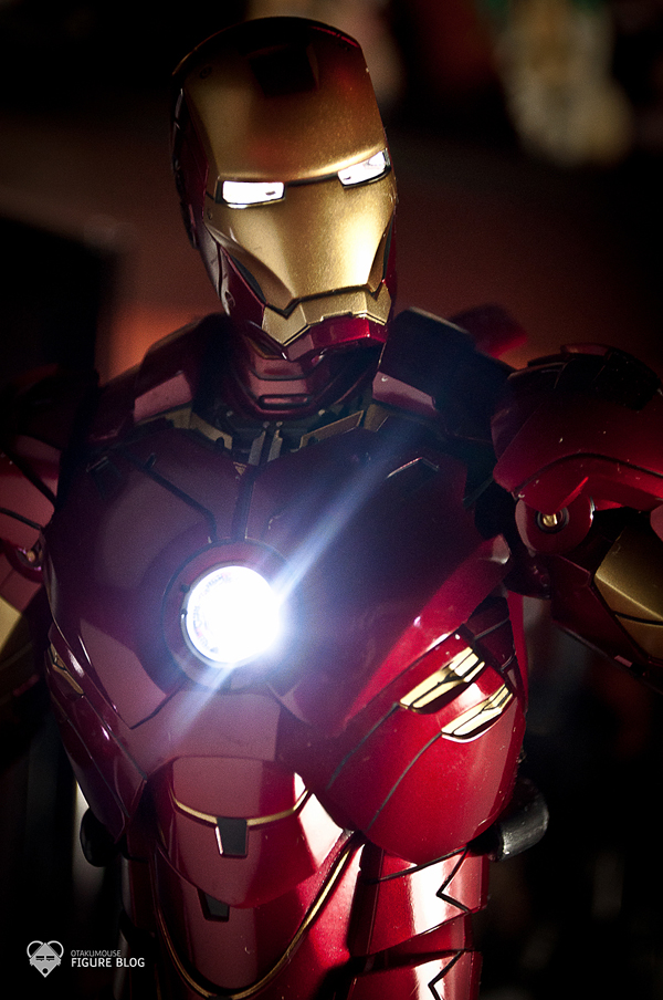 Review | Hot Toys: Ironman Mark IV 34 Hot Toys: Ironman Mark IV (34)