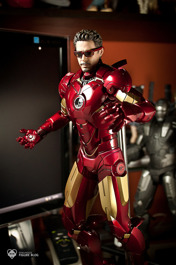 Hot Toys: Ironman Mark IV (38)