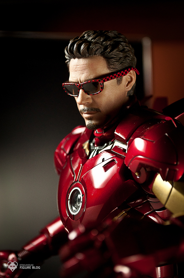 Hot Toys: Ironman Mark IV (40)