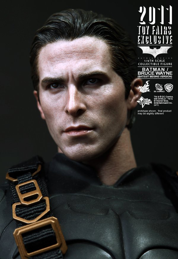 Preview | Hot Toys: 2011 Toy Fairs Exclusive Batman/Bruce Wayne (14)