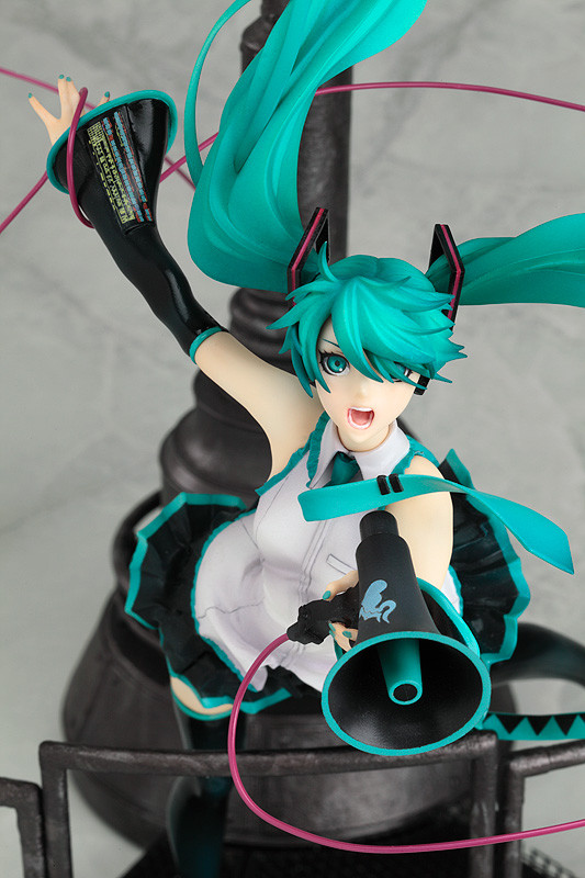 Preview | GSC: Hatsune Miku (Love Is War Ver.) (2)