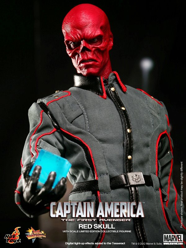 Preview | Hot Toys: Red Skull (2)