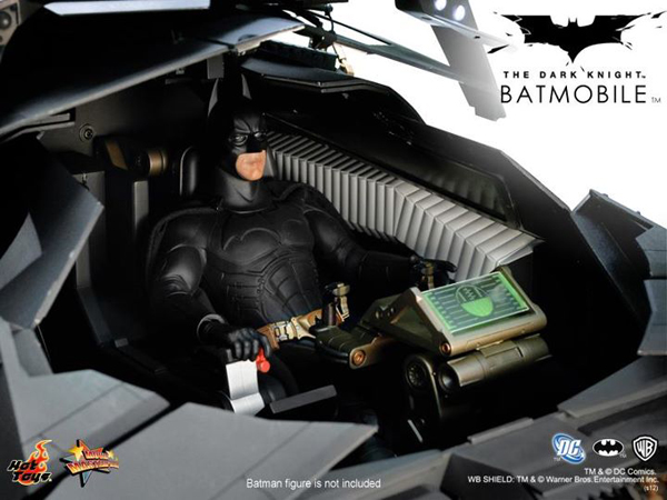 Preview | Hot Toys: Batmobile (Re-Launch) (9)