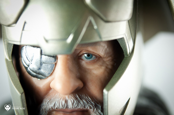 Review | Hot Toys: Odin 20 Review | Hot Toys: Odin (18)