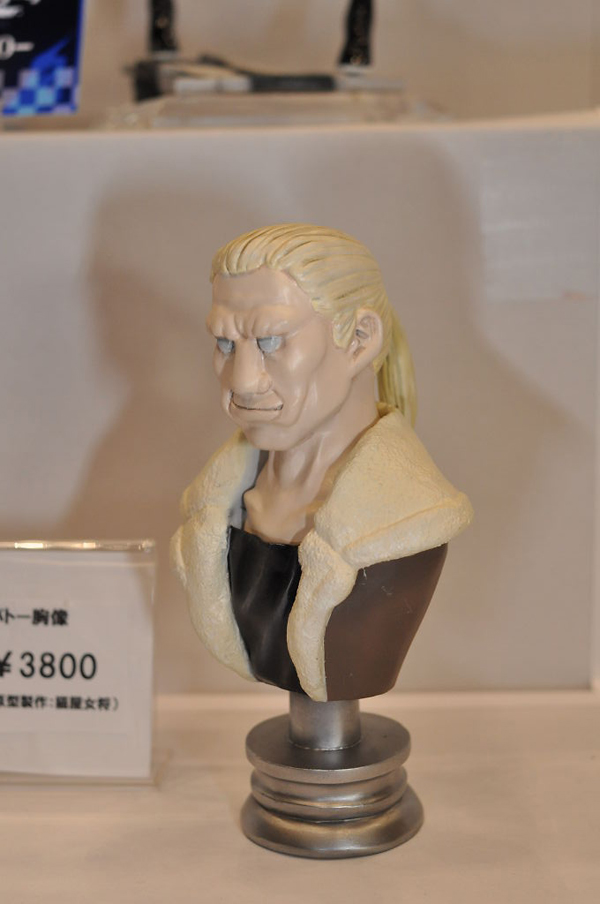 Report | Wonfes 2012 Winter: Garage Kits (2)