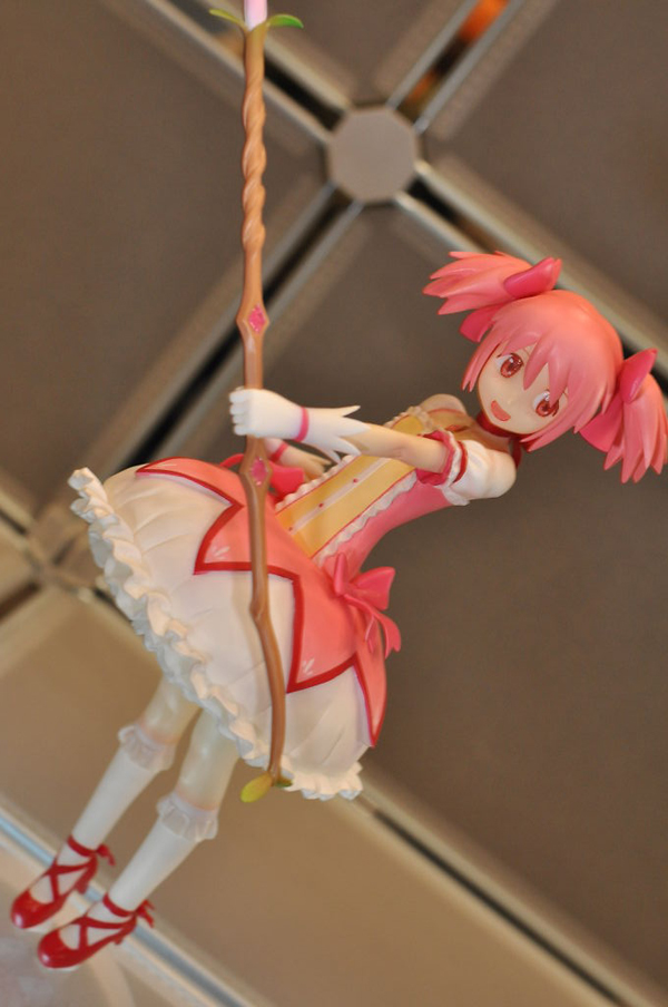 Report | Wonfes 2012 Winter: Garage Kits (32)