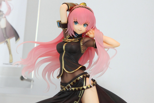 Report | Wonfes 2012 Winter: Good Smile Company (100)