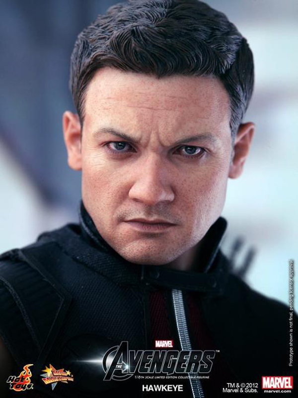 Preview | Hot Toys: Avengers Hawkeye (5)