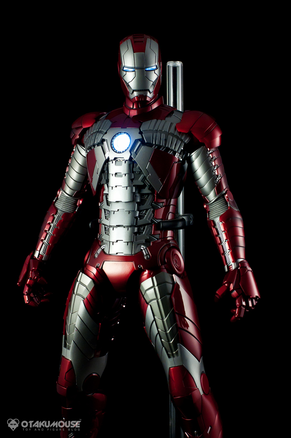 Review | Hot Toys: Ironman Mark V (63)