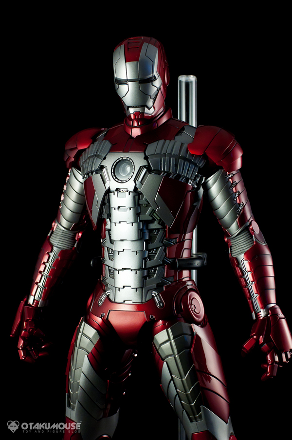 Review | Hot Toys: Ironman Mark V (56)