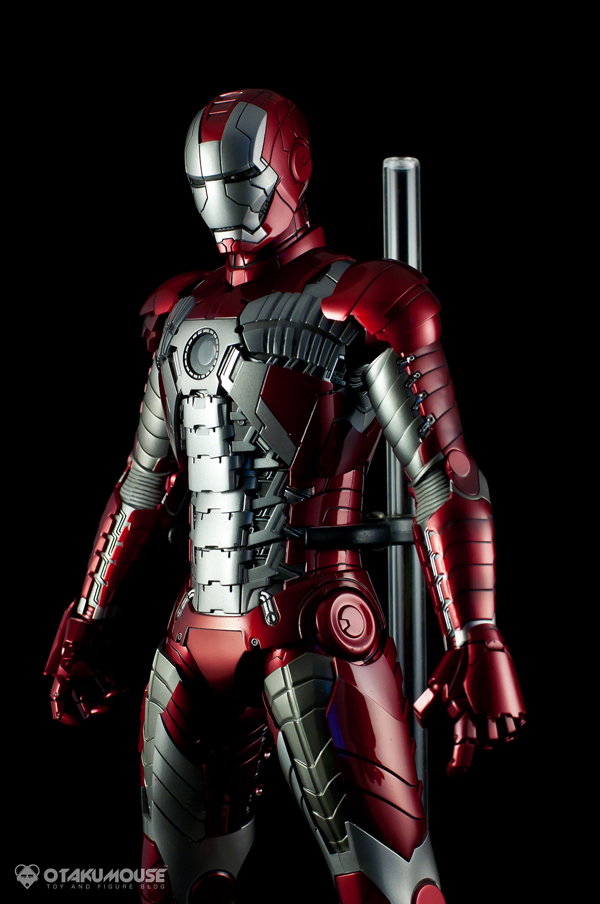 Review | Hot Toys: Ironman Mark V (55)