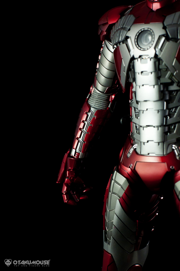 Review | Hot Toys: Ironman Mark V (48)