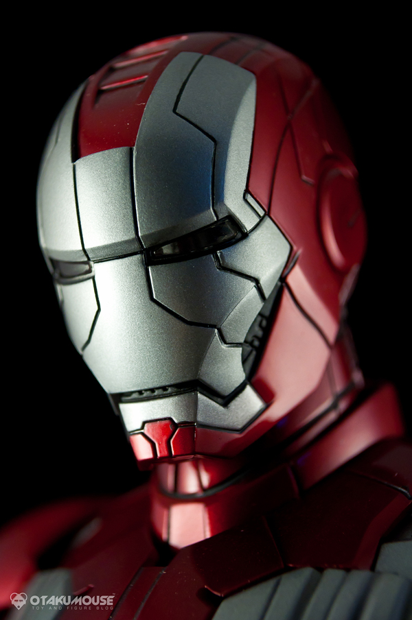 Review | Hot Toys: Ironman Mark V (37)