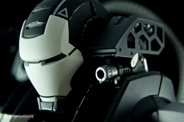 Review | Hot Toys: Warmachine (Special Version) 17 Review | Hot Toys: Warmachine (Special Version) (24)