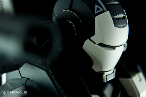 Review | Hot Toys: Warmachine (Special Version) 38 Review | Hot Toys: Warmachine (Special Version) (3)