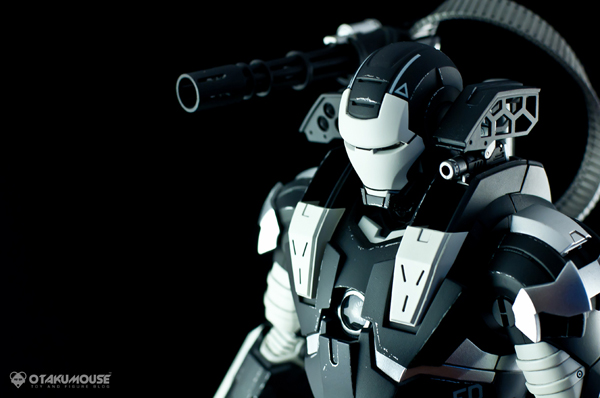 Review | Hot Toys: Warmachine (Special Version) (1)