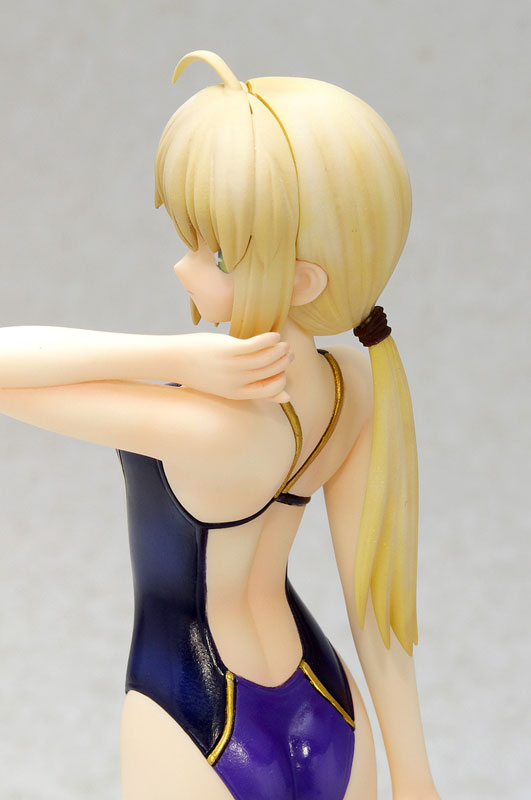 Preview | Wave: Beach Queens Saber (2)