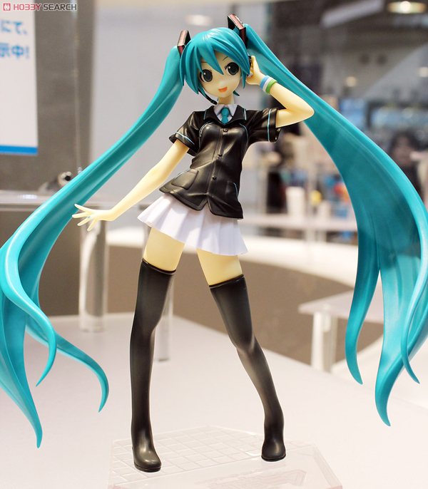 Wonder Festival 2012 | Summer: GSC / MF Scale Figures & Figmas (9)