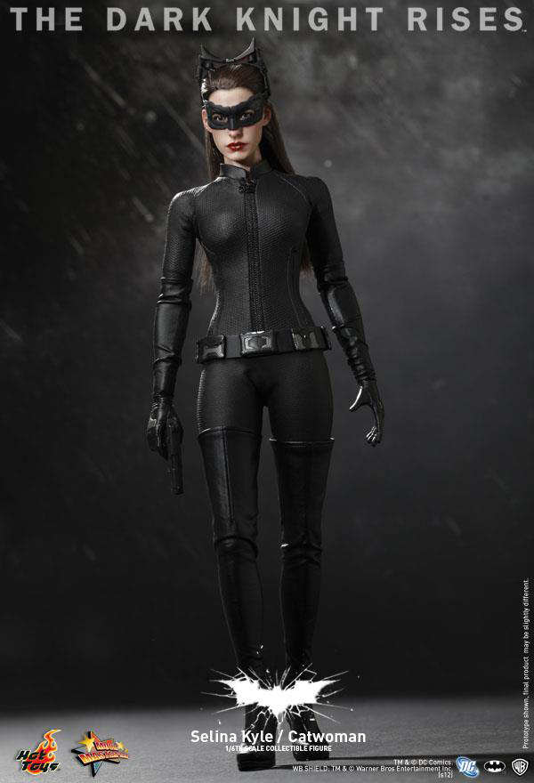 Preview | Hot Toys: Selina Kyle / Catwoman (19)