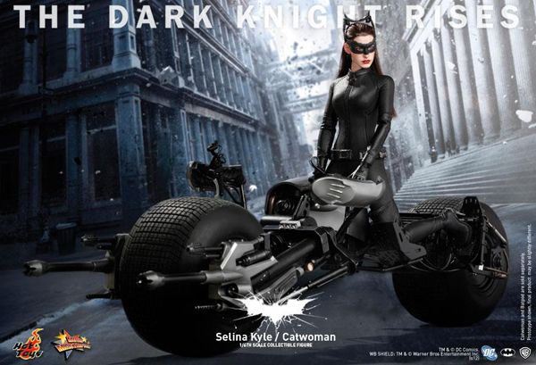 Preview | Hot Toys: Selina Kyle / Catwoman (8)