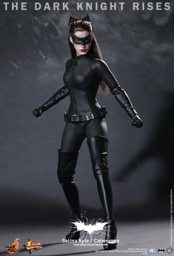 Preview | Hot Toys: Selina Kyle / Catwoman (5)