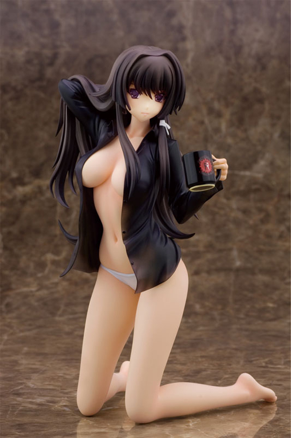 to release the very sexy 1/6th scale figure rendition of Yui Takamura from ...