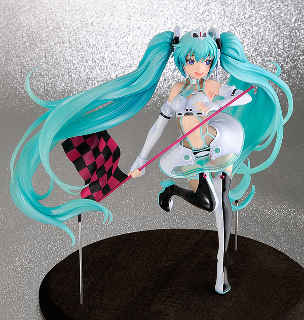 Preview | Freeing: Hatsune Miku (Racing 2012) (5)