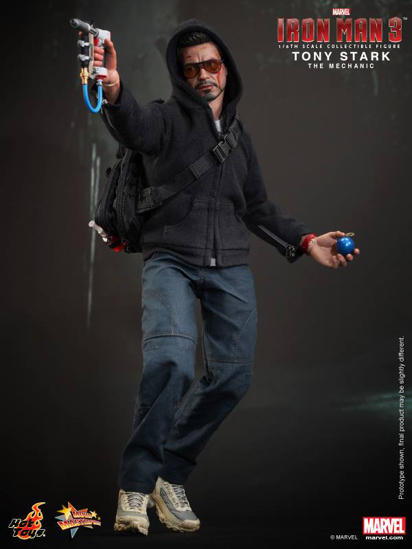 Preview | Hot Toys: Tony Stark (The Mechanic Ver.) (2)