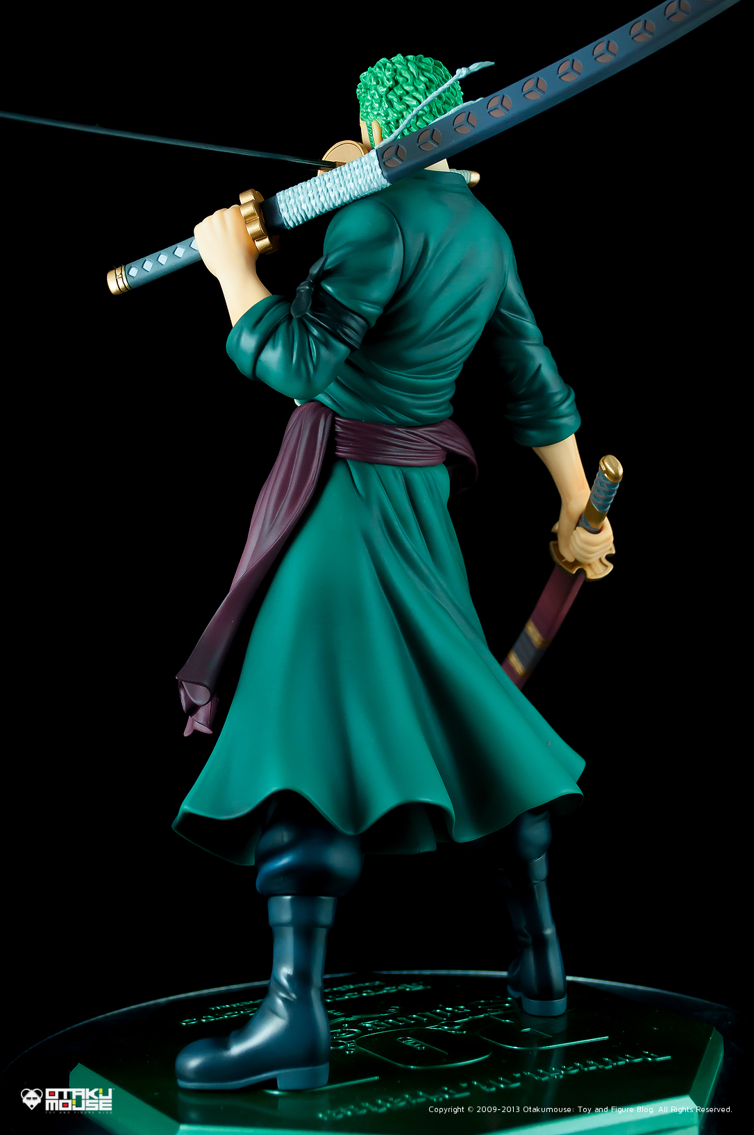 Review | Megahouse: Roronoa Zoro (Portrait of Pirates "Sailing Again") (3)