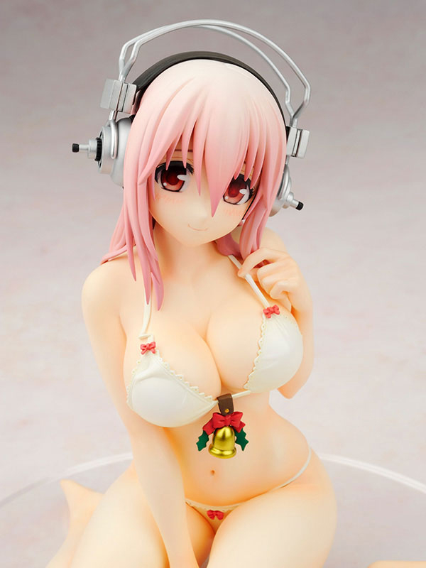 Preview | Alter: Sonico (Santa, Swimsuit Ver.) (14)