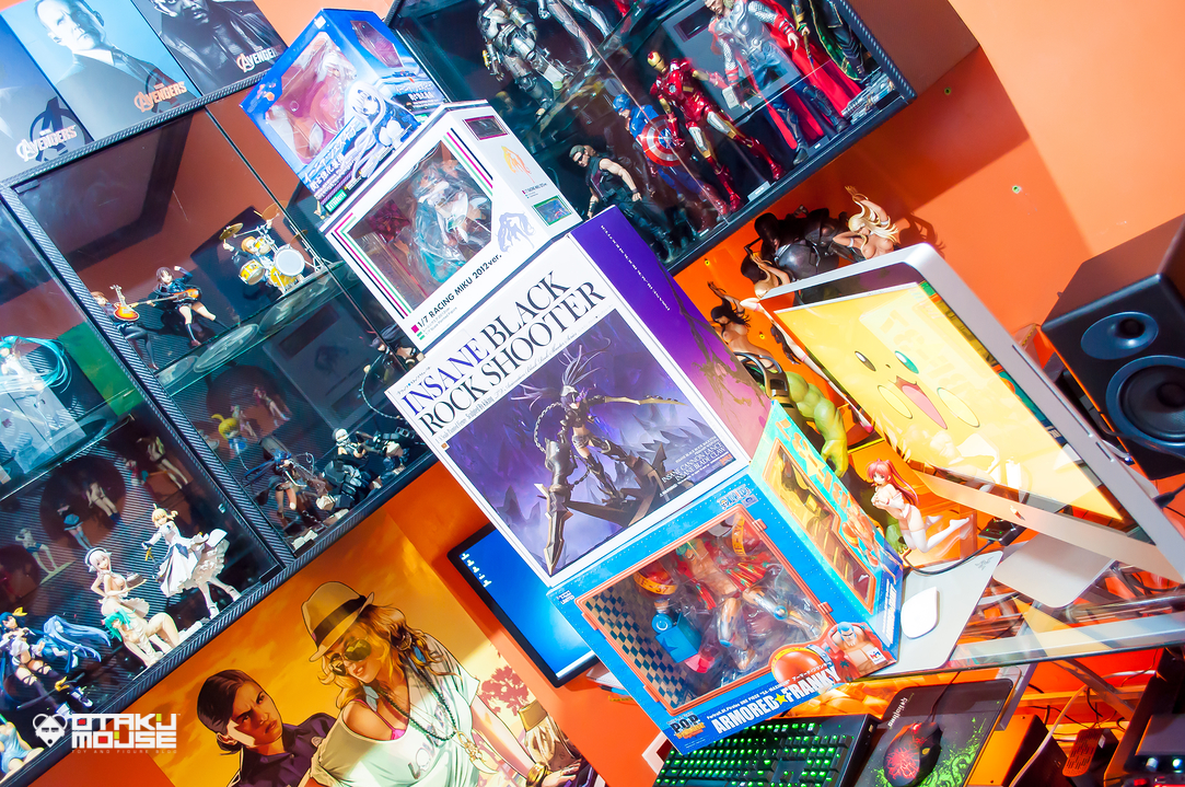 Insane Black Rock Shooter and Franky + New Figures Last Month 6 Insane BRS and Franky + New Figures Last Month (6)