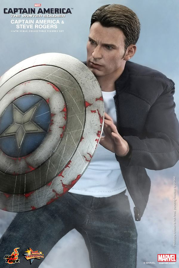 Preview | Hot Toys: Captain America & Steve Rogers (8)