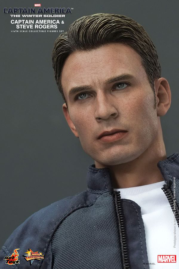 Preview | Hot Toys: Captain America & Steve Rogers (12)