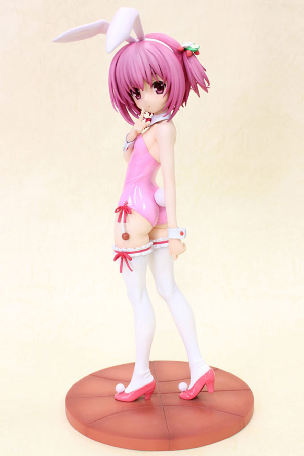 Preview | Plum: Minato Tomoka (Bunny Ver.) (1)