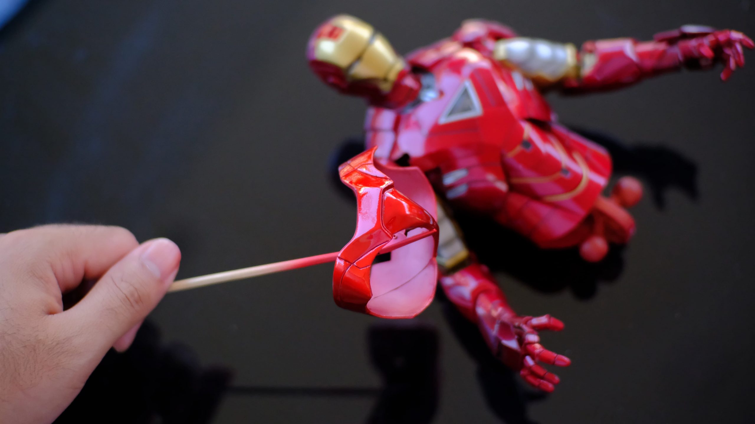 How to fix HT's Iron Man pink panty issue 209